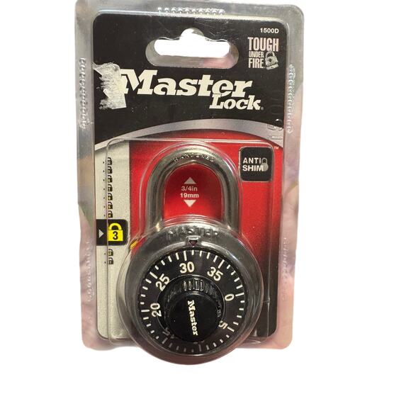 NEW Master Lock Combination Padlock - Picture 2 of 4